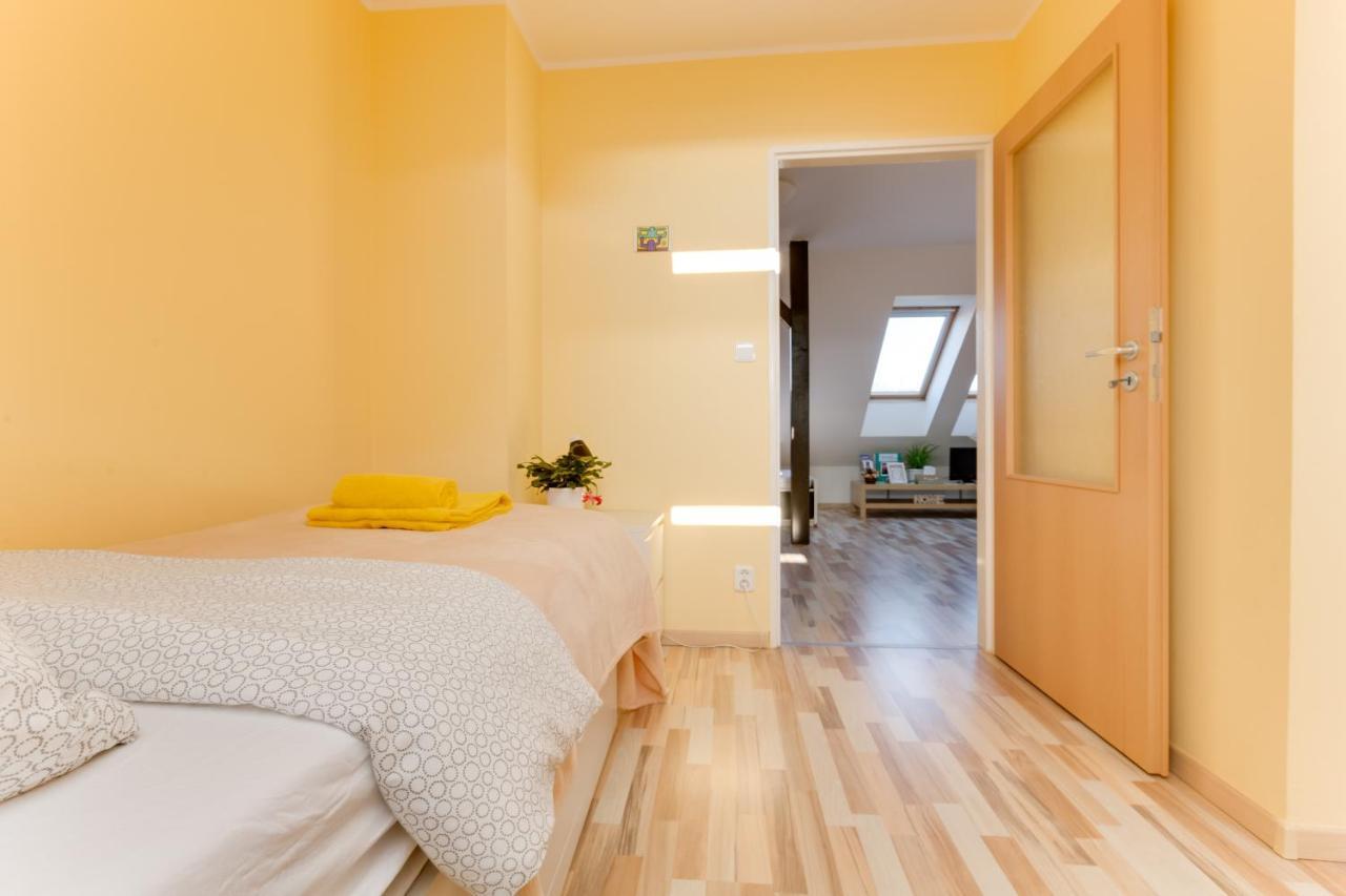 Jane'S Charming Apartment Prága Kültér fotó